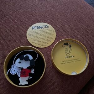 Peanuts Joe Cool Brooch
